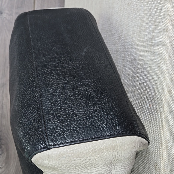 Fossil Black and White Pebble Leather Tote Shoulder Bag - Picture 7 of 14